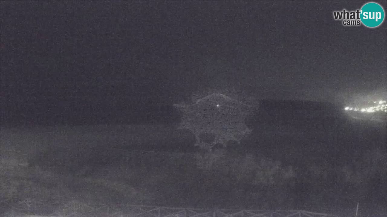 Web kamera Torre dei Corsari – Pogled uživo na plažu s Punta Usai