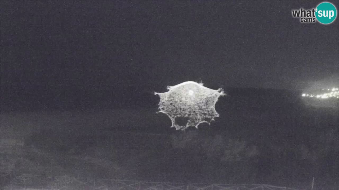 Web kamera Torre dei Corsari – Pogled uživo na plažu s Punta Usai