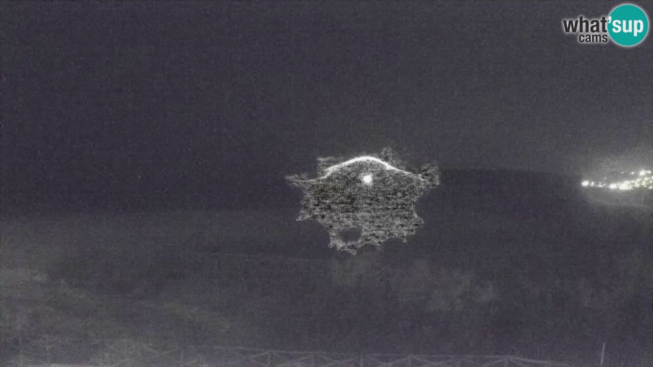 Webcam Torre dei Corsari – Vue en direct sur la plage depuis Punta Usai