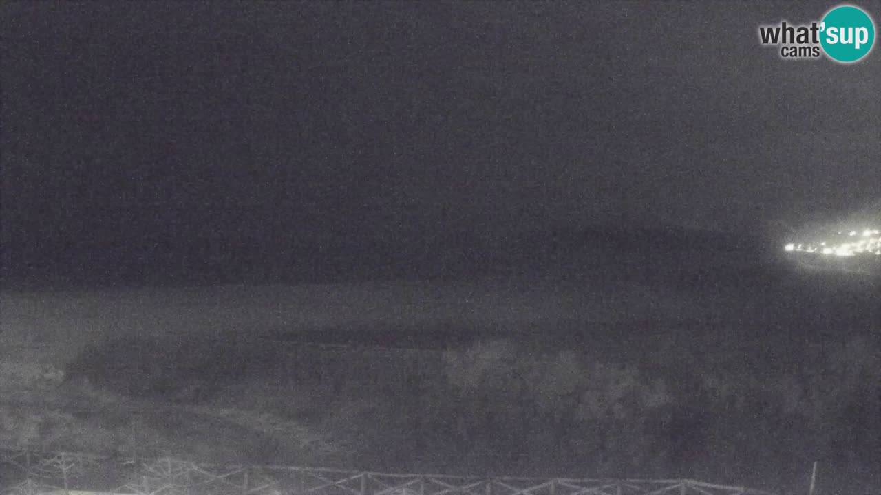 Spletna kamera Torre dei Corsari – Pogled v živo na plažo s Punta Usai