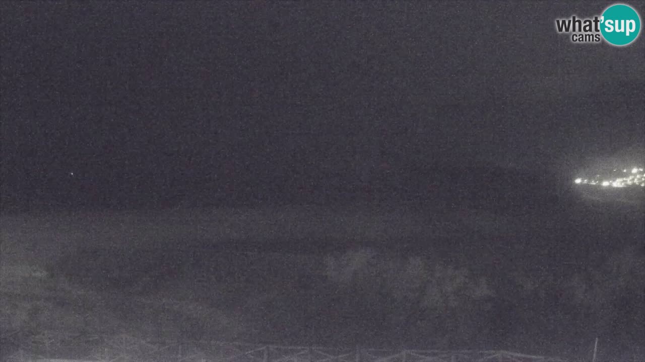 Webcam Torre dei Corsari – Vue en direct sur la plage depuis Punta Usai
