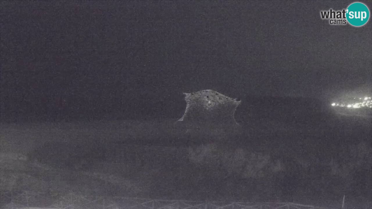 Web kamera Torre dei Corsari – Pogled uživo na plažu s Punta Usai