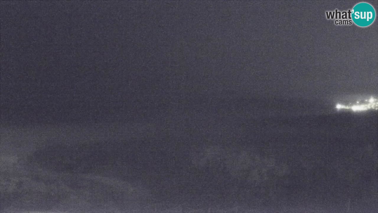 Spletna kamera Torre dei Corsari – Pogled v živo na plažo s Punta Usai