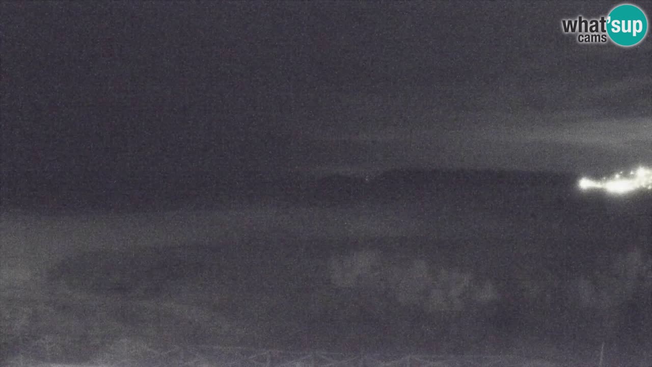 Web kamera Torre dei Corsari – Pogled uživo na plažu s Punta Usai