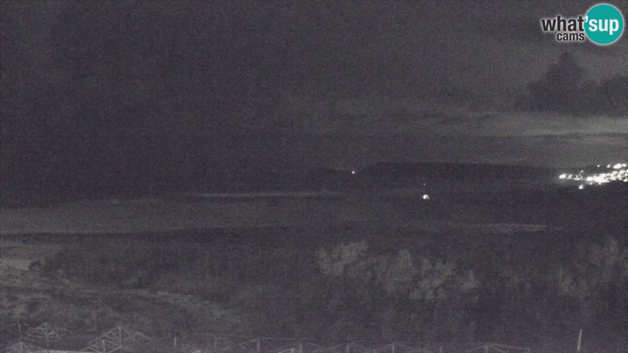 Webcam Torre dei Corsari – Vista live sulla spiaggia da Punta Usai