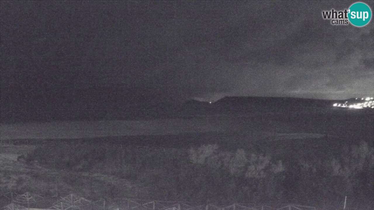 Webcam Torre dei Corsari – Vue en direct sur la plage depuis Punta Usai