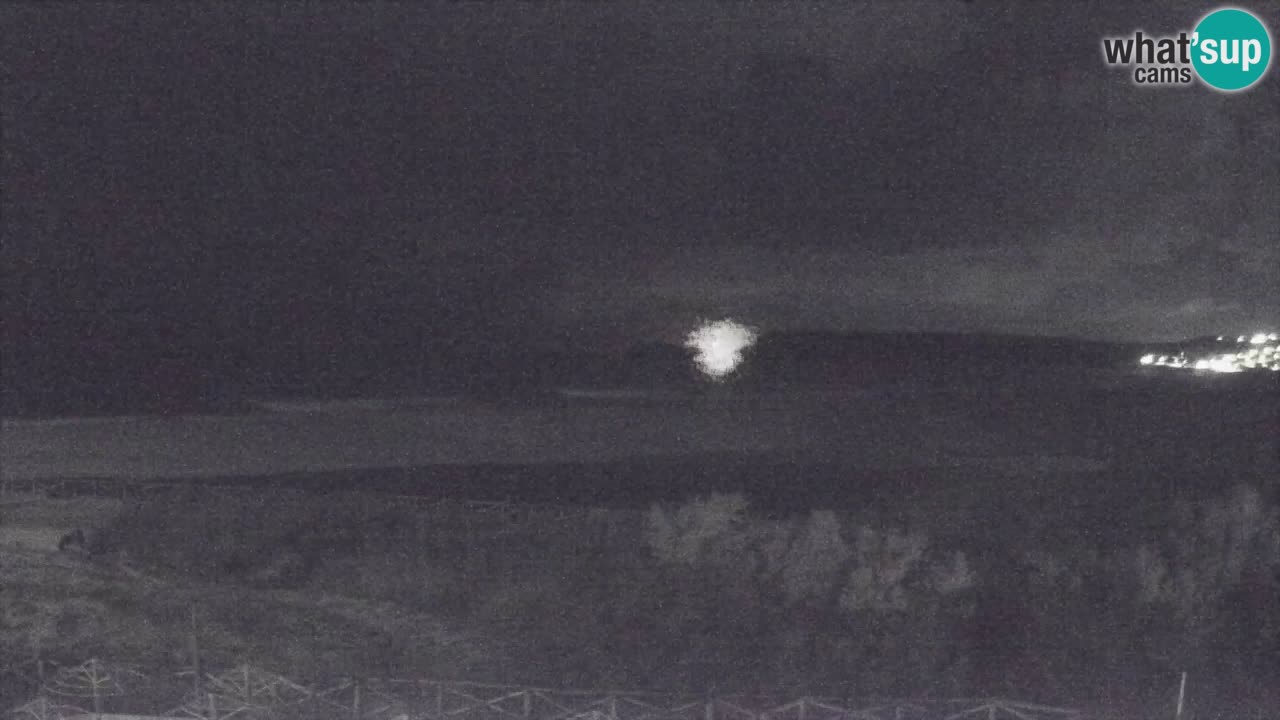 Spletna kamera Torre dei Corsari – Pogled v živo na plažo s Punta Usai