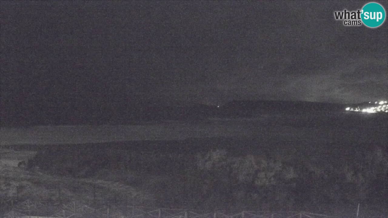 Spletna kamera Torre dei Corsari – Pogled v živo na plažo s Punta Usai