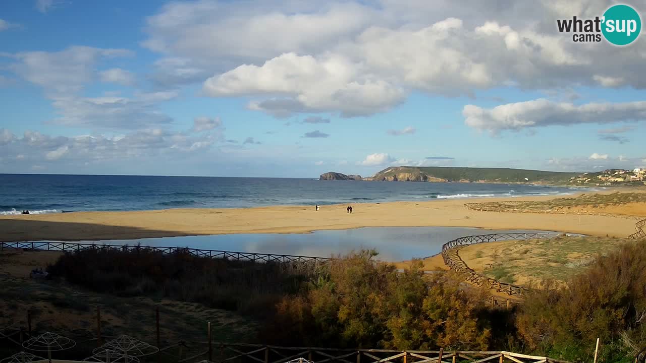 Web kamera Torre dei Corsari – Pogled uživo na plažu s Punta Usai