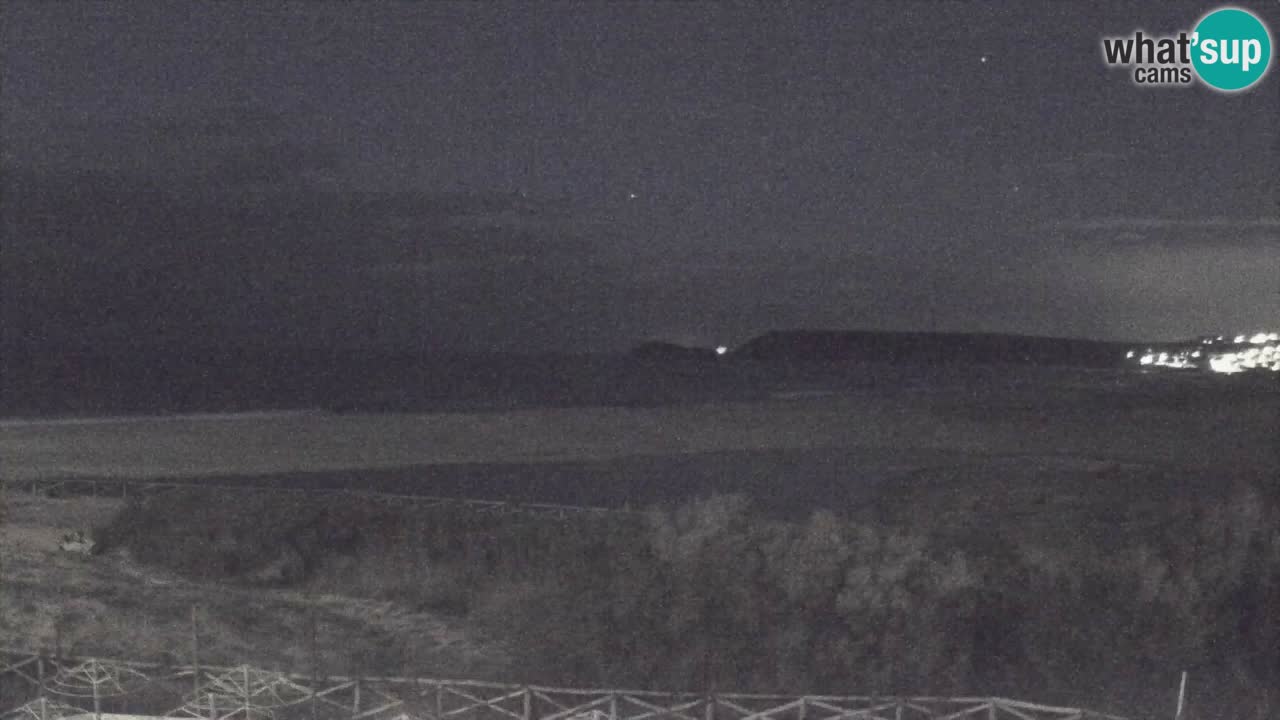 Webcam Torre dei Corsari – Vista live sulla spiaggia da Punta Usai