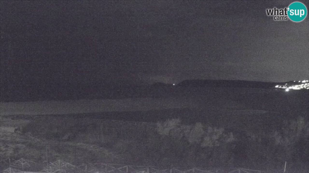 Web kamera Torre dei Corsari – Pogled uživo na plažu s Punta Usai