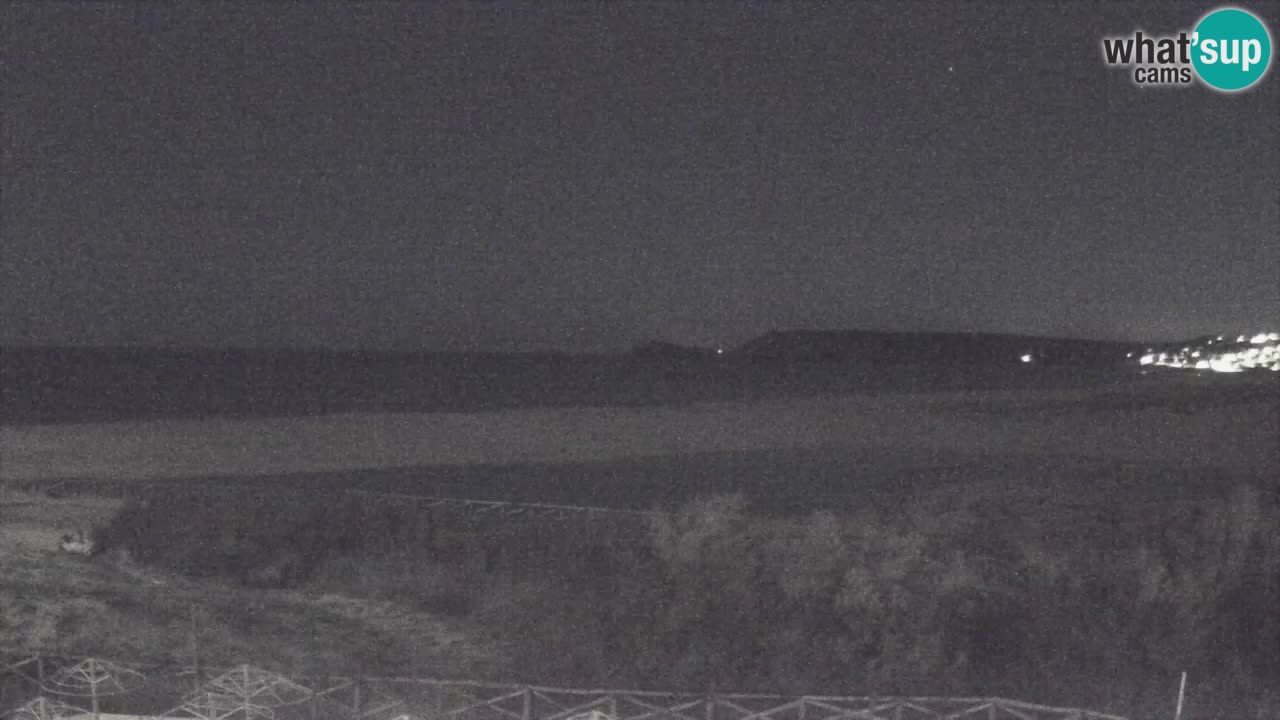 Web kamera Torre dei Corsari – Pogled uživo na plažu s Punta Usai