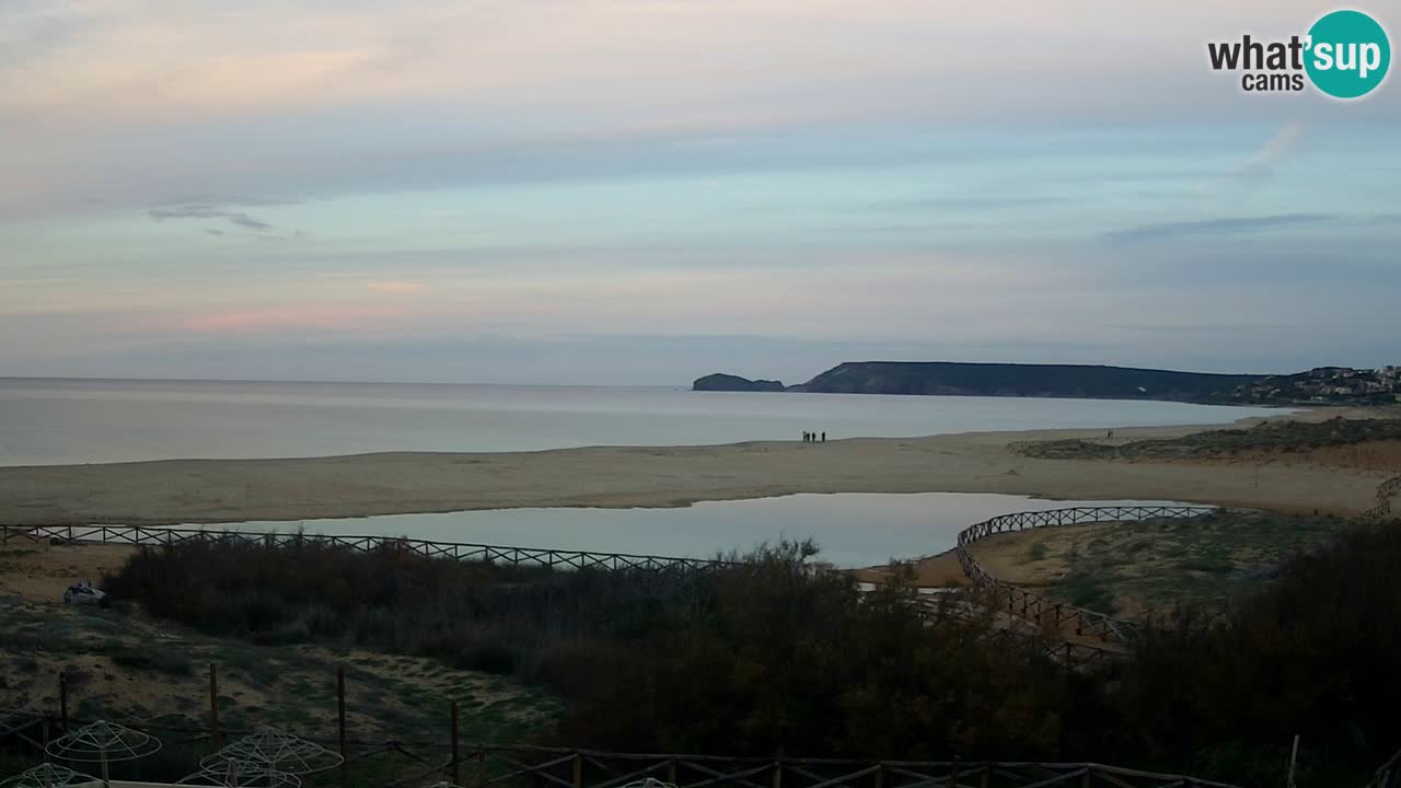 Web kamera Torre dei Corsari – Pogled uživo na plažu s Punta Usai
