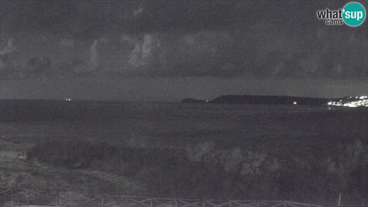 Spletna kamera Torre dei Corsari – Pogled v živo na plažo s Punta Usai