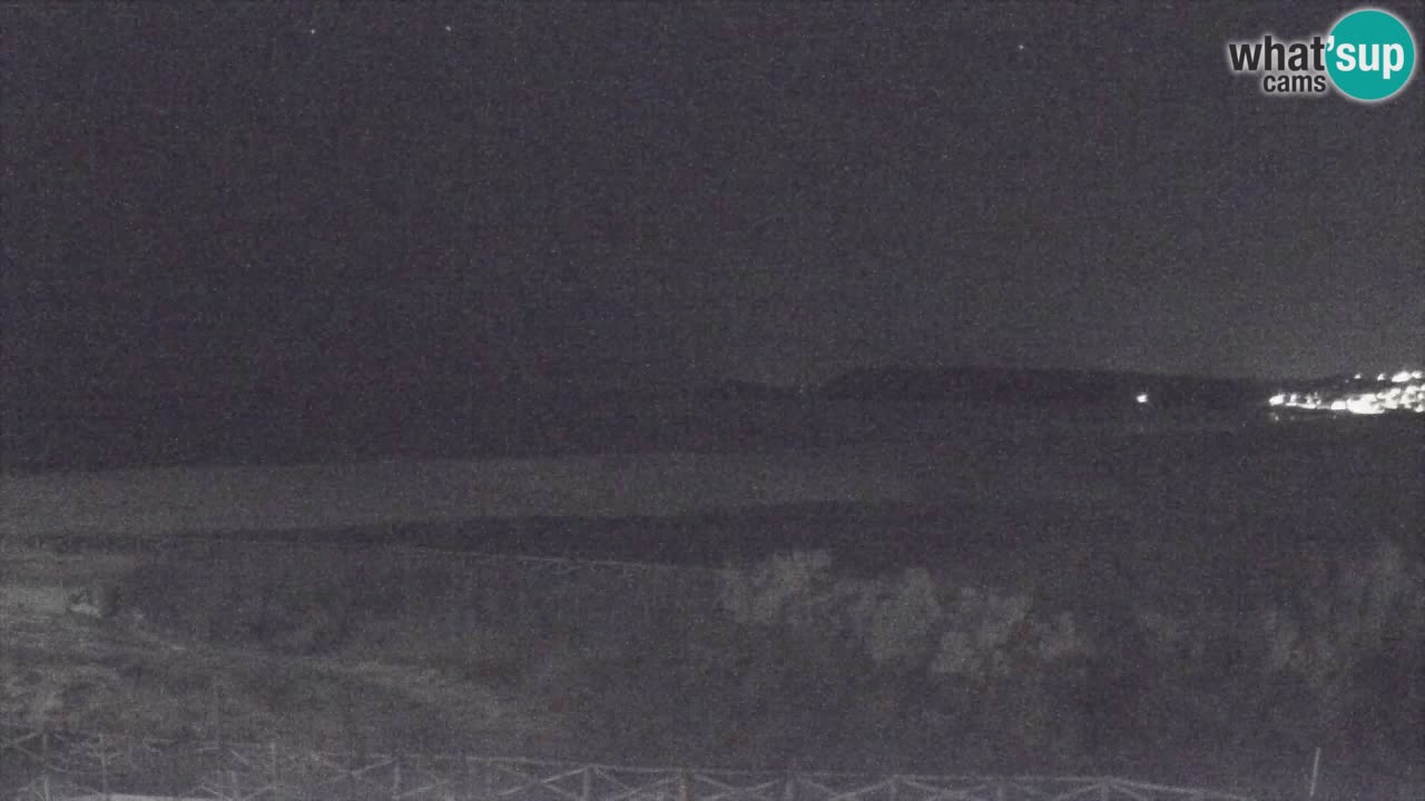 Spletna kamera Torre dei Corsari – Pogled v živo na plažo s Punta Usai