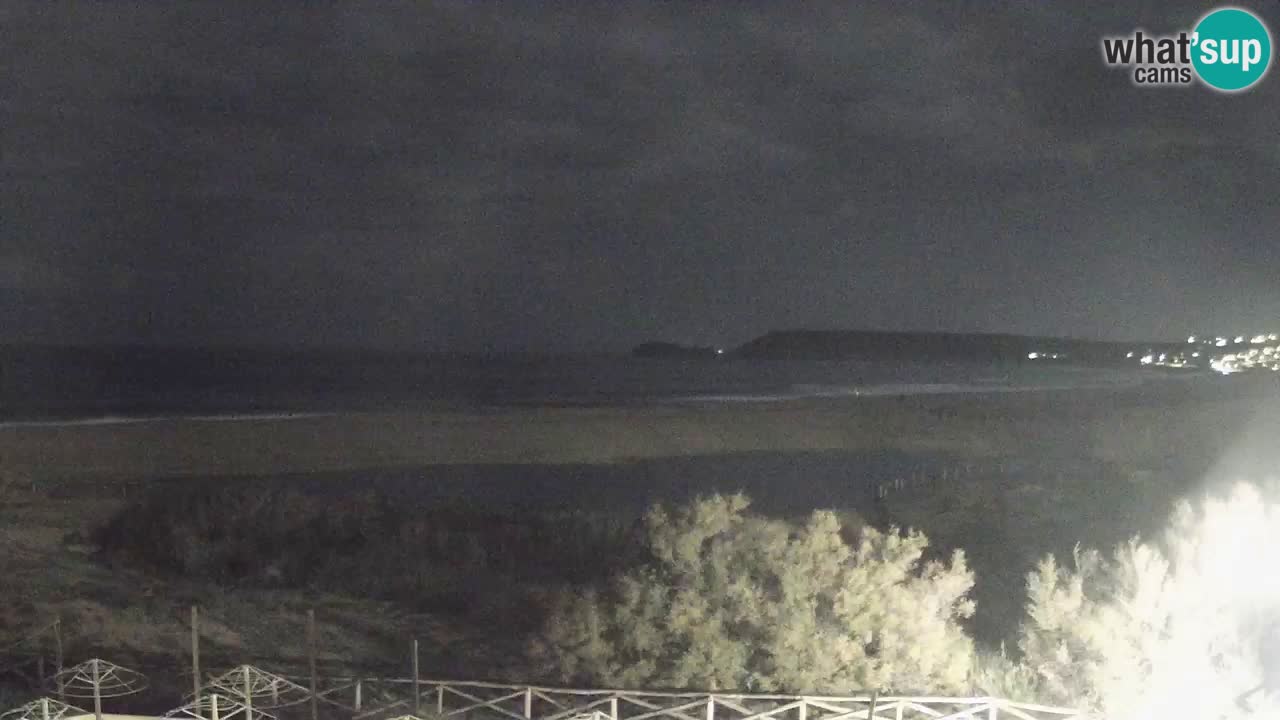 Spletna kamera Torre dei Corsari – Pogled v živo na plažo s Punta Usai