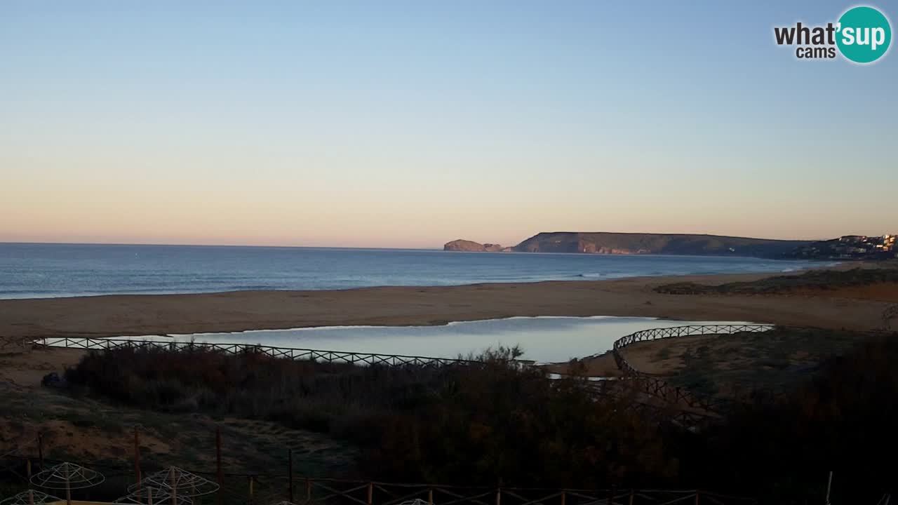 Web kamera Torre dei Corsari – Pogled uživo na plažu s Punta Usai