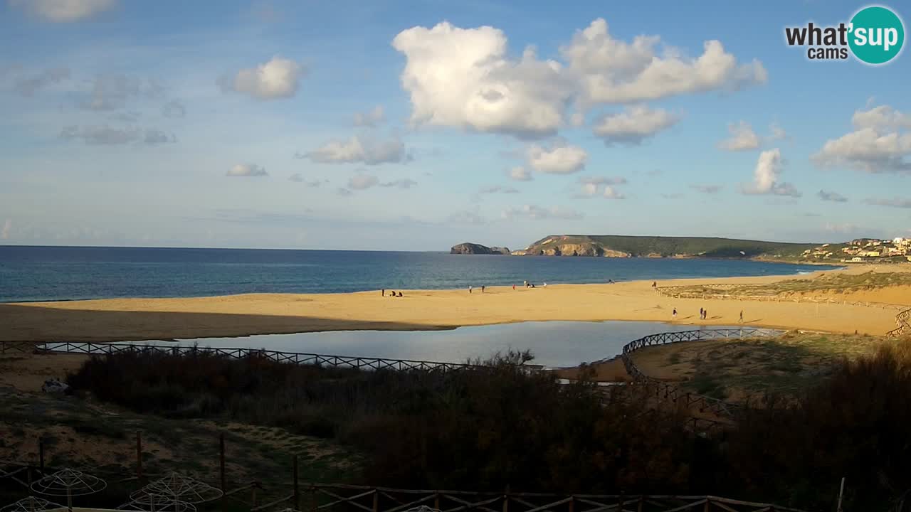 Spletna kamera Torre dei Corsari – Pogled v živo na plažo s Punta Usai