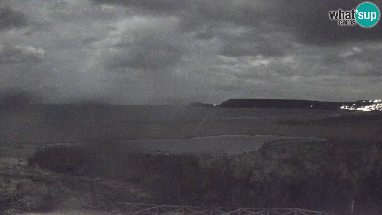 Webcam Torre dei Corsari – Vista live sulla spiaggia da Punta Usai