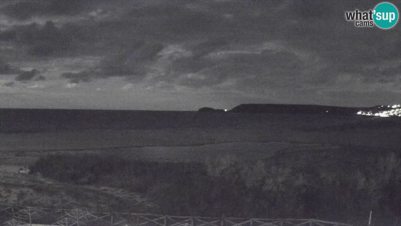 Webcam Torre dei Corsari – Vista live sulla spiaggia da Punta Usai