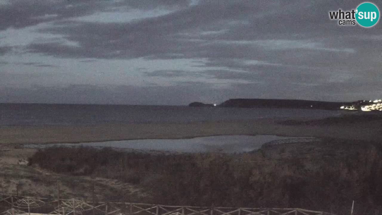 Spletna kamera Torre dei Corsari – Pogled v živo na plažo s Punta Usai