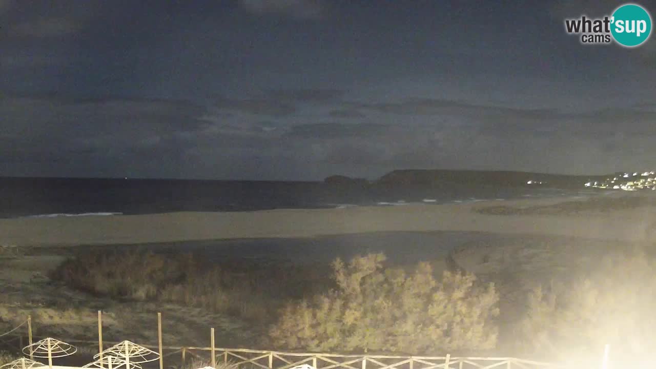 Spletna kamera Torre dei Corsari – Pogled v živo na plažo s Punta Usai