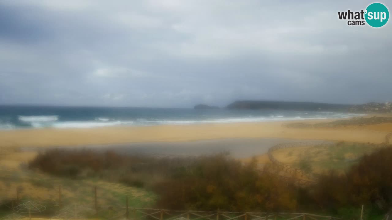 Spletna kamera Torre dei Corsari – Pogled v živo na plažo s Punta Usai