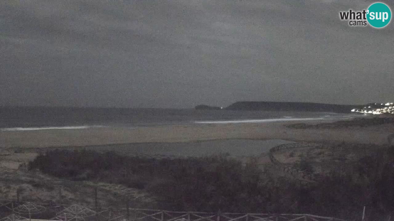 Web kamera Torre dei Corsari – Pogled uživo na plažu s Punta Usai