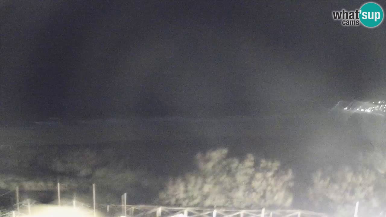 Web kamera Torre dei Corsari – Pogled uživo na plažu s Punta Usai