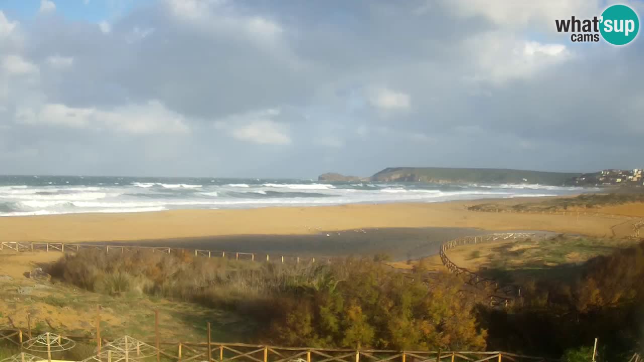Spletna kamera Torre dei Corsari – Pogled v živo na plažo s Punta Usai
