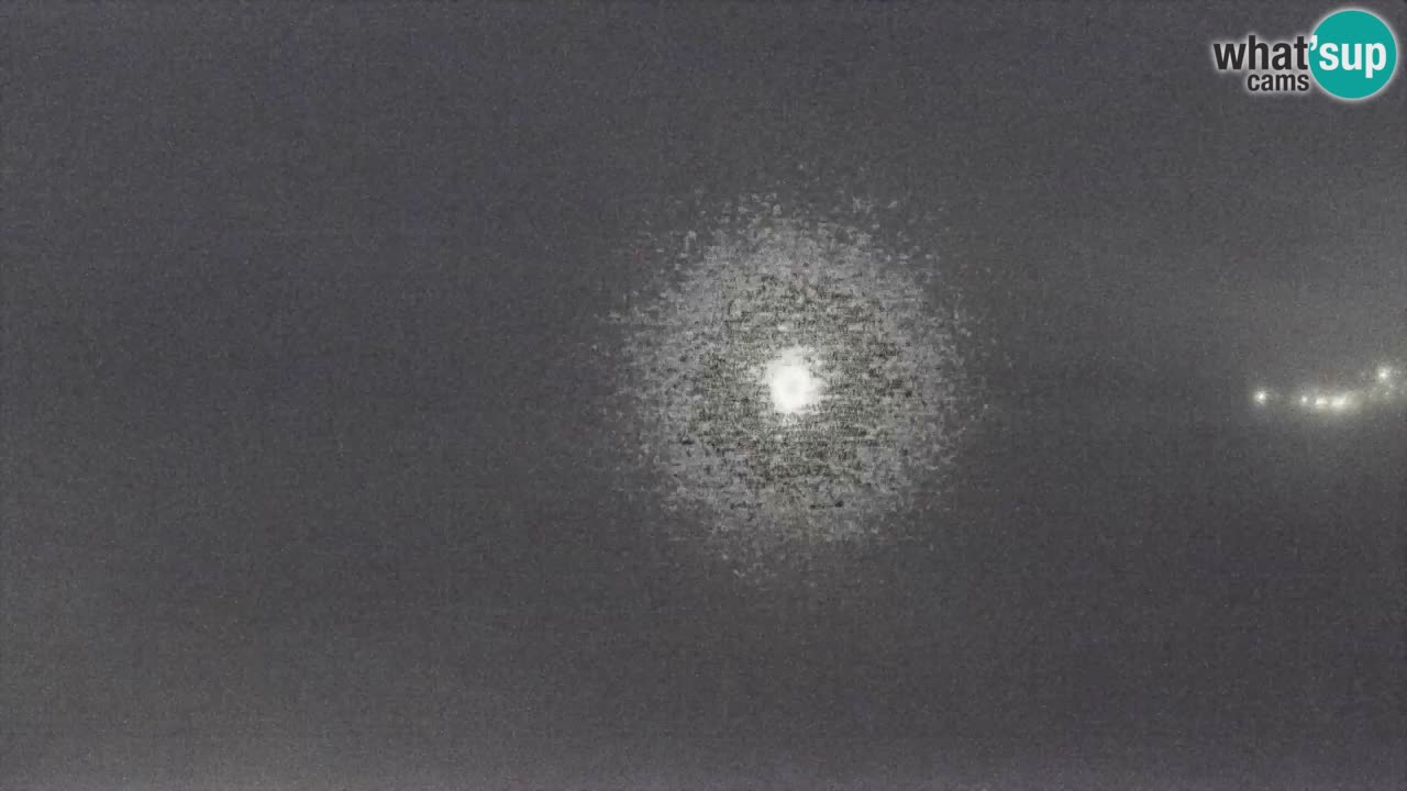 Spletna kamera Torre dei Corsari – Pogled v živo na plažo s Punta Usai