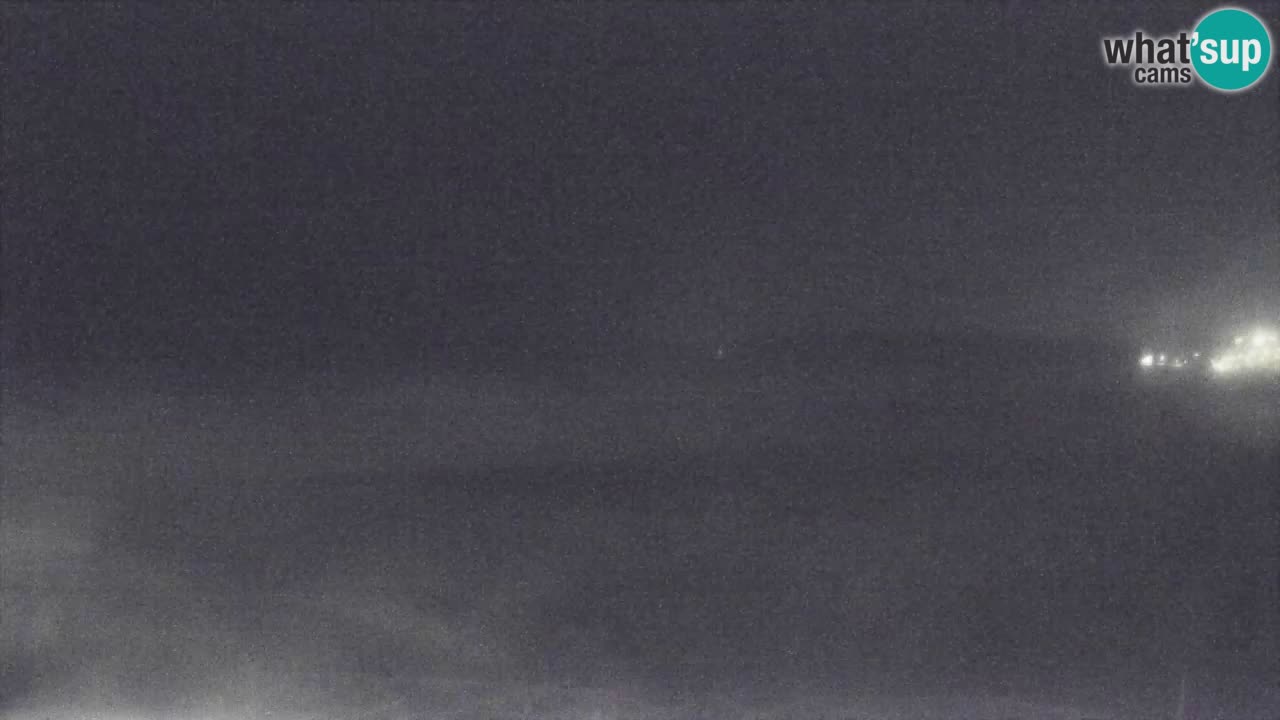 Web kamera Torre dei Corsari – Pogled uživo na plažu s Punta Usai