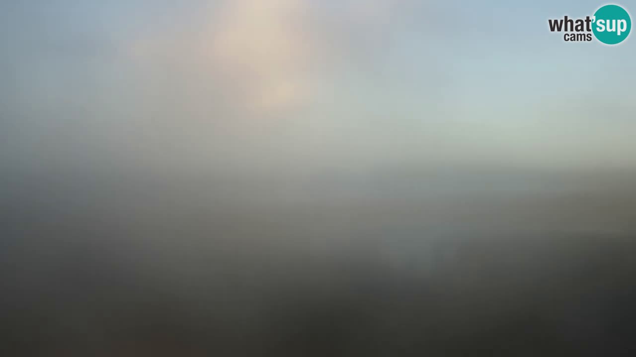 Webcam Torre dei Corsari – Vue en direct sur la plage depuis Punta Usai