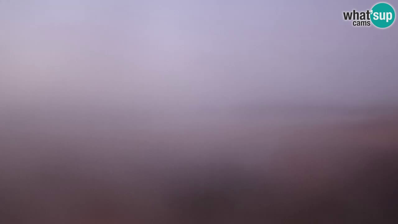 Spletna kamera Torre dei Corsari – Pogled v živo na plažo s Punta Usai