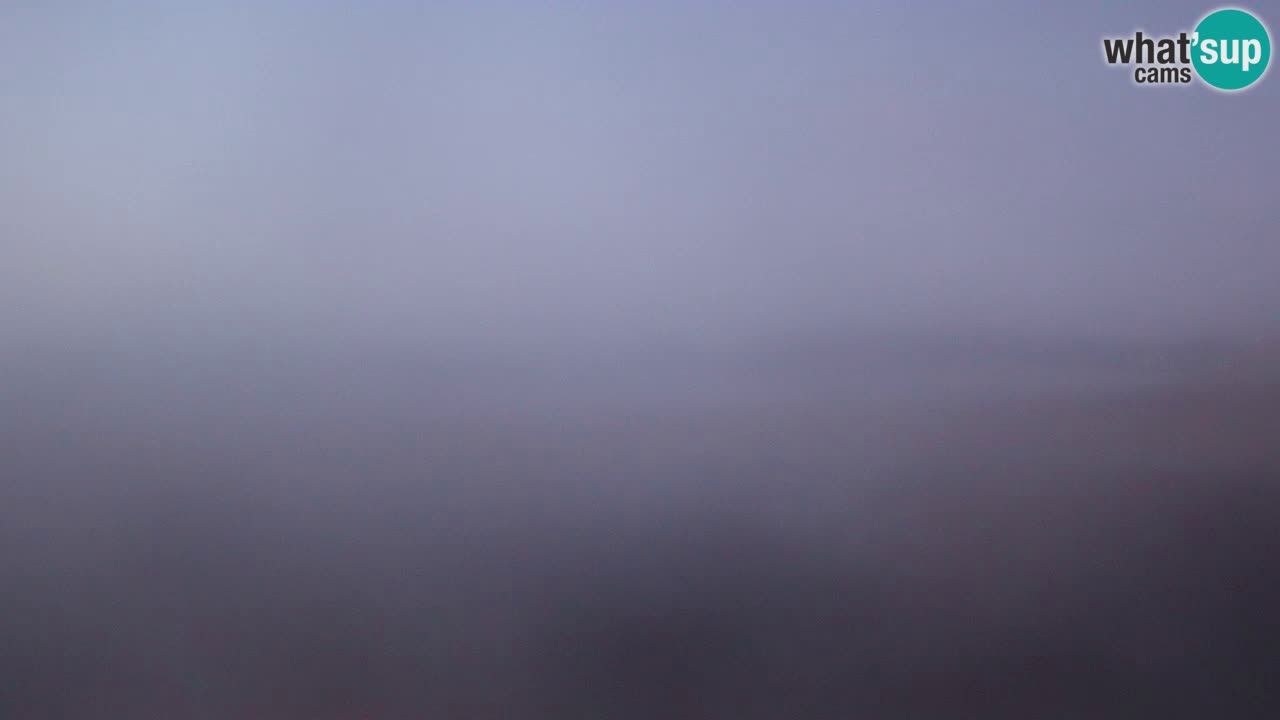 Spletna kamera Torre dei Corsari – Pogled v živo na plažo s Punta Usai