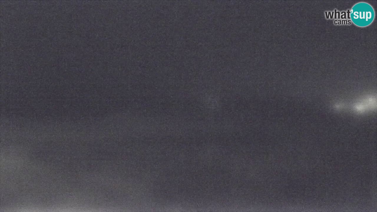 Spletna kamera Torre dei Corsari – Pogled v živo na plažo s Punta Usai