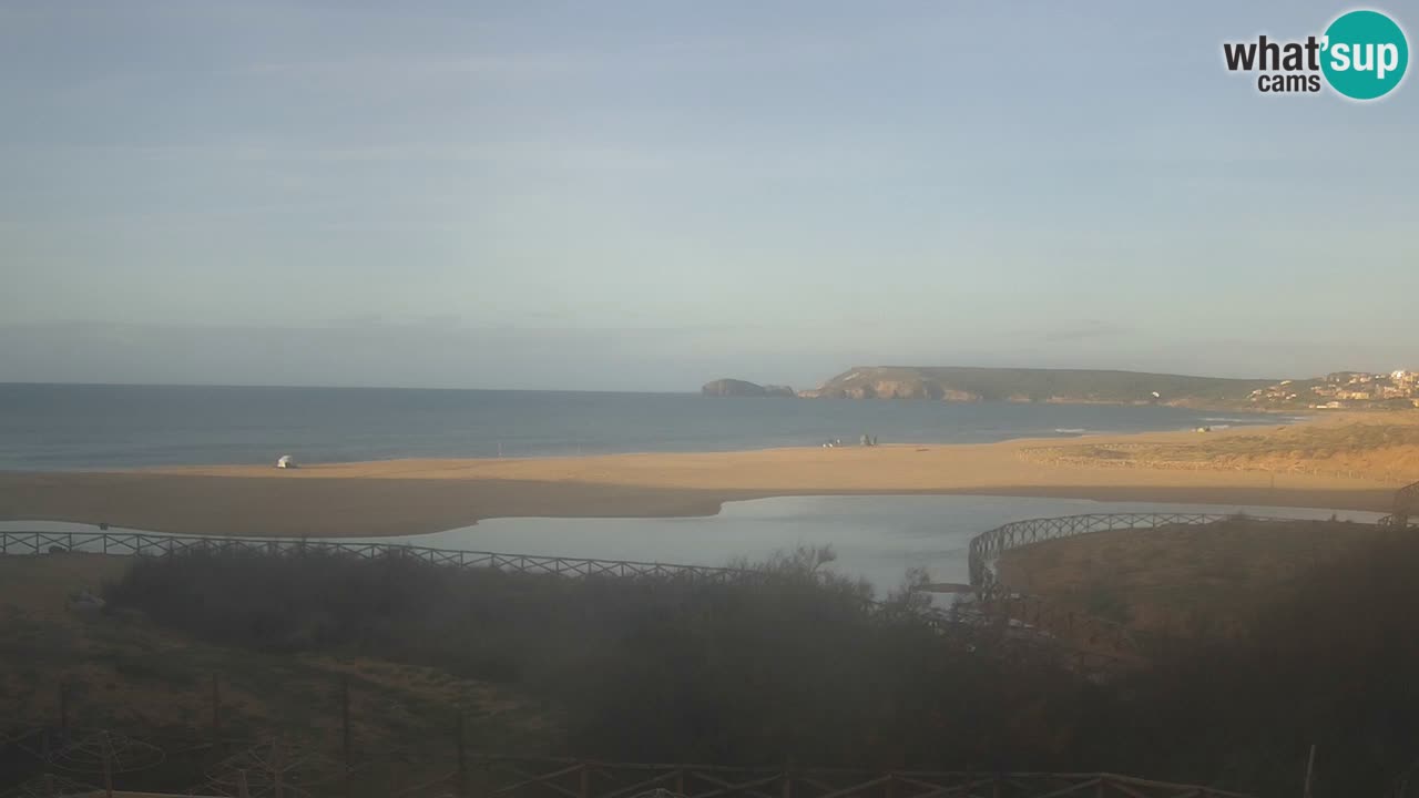 Spletna kamera Torre dei Corsari – Pogled v živo na plažo s Punta Usai