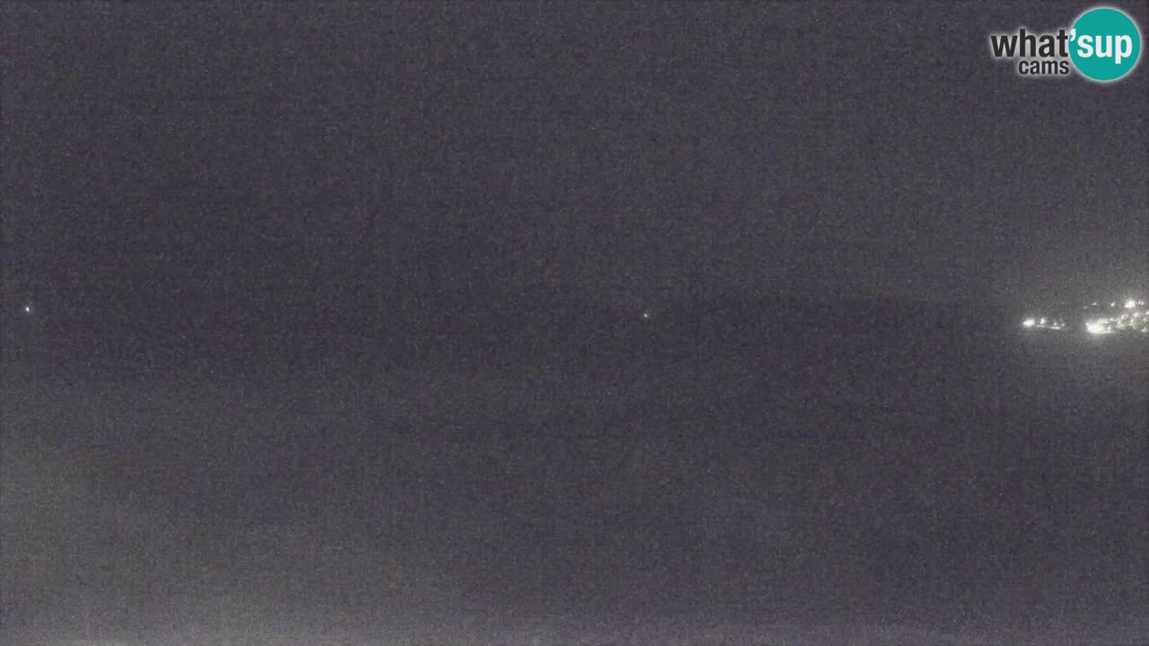 Spletna kamera Torre dei Corsari – Pogled v živo na plažo s Punta Usai