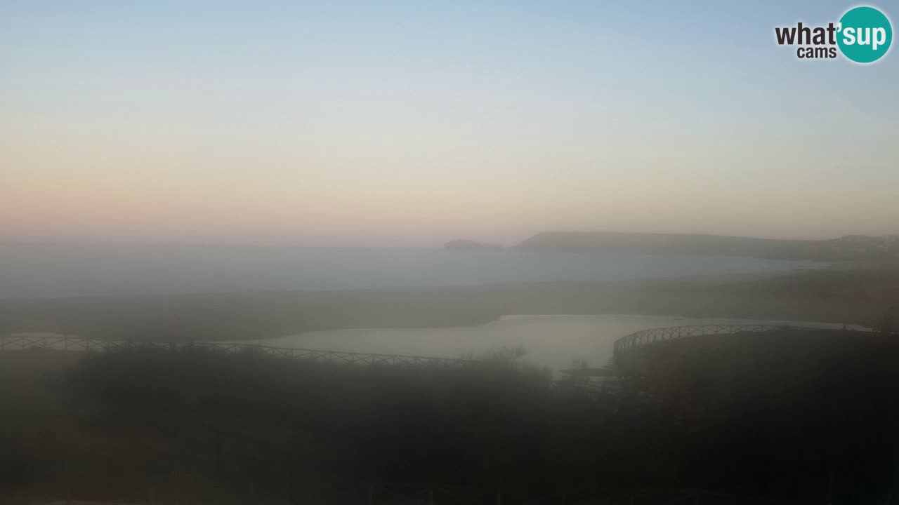 Spletna kamera Torre dei Corsari – Pogled v živo na plažo s Punta Usai