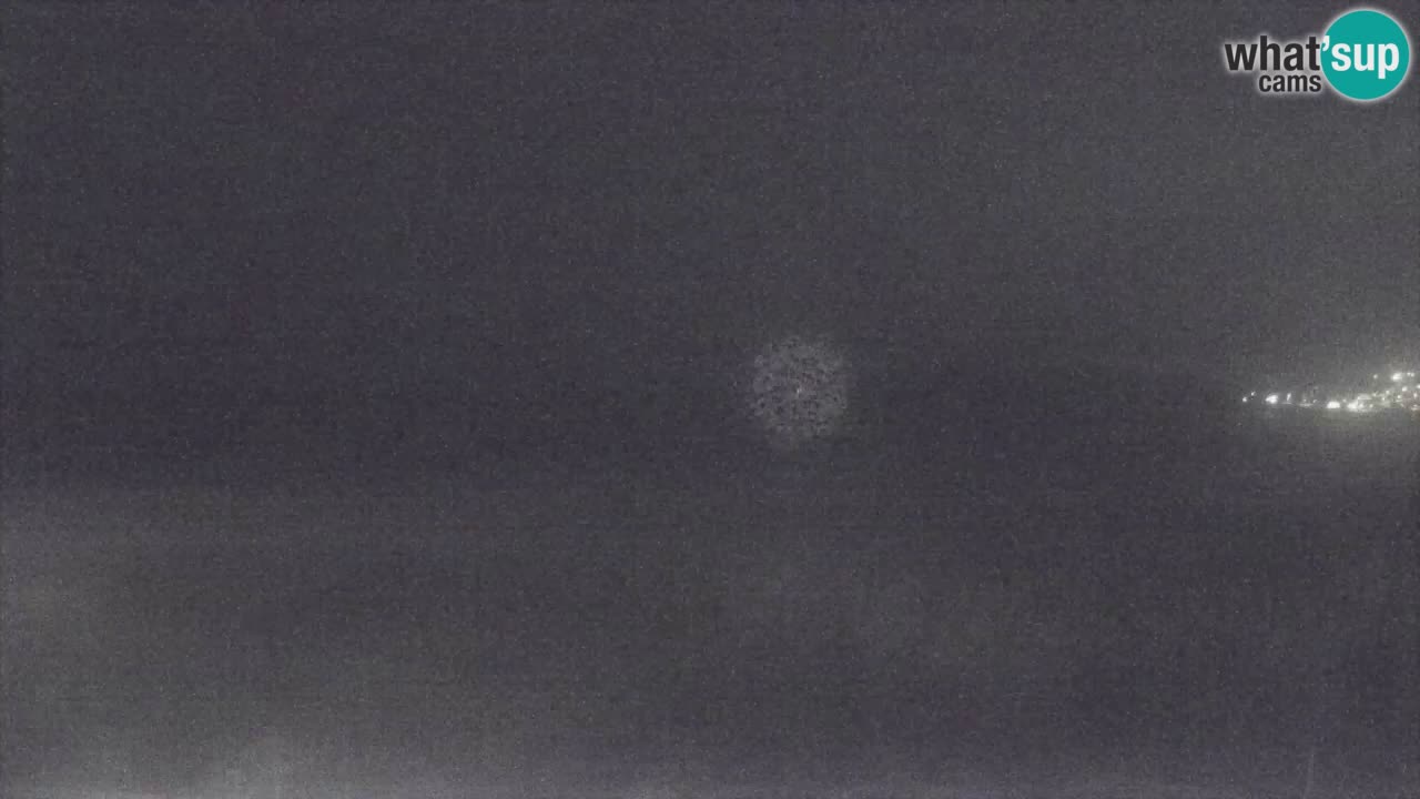 Spletna kamera Torre dei Corsari – Pogled v živo na plažo s Punta Usai