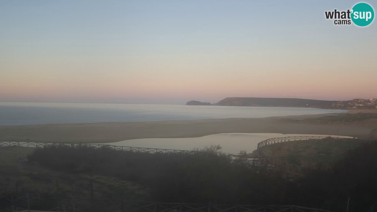 Web kamera Torre dei Corsari – Pogled uživo na plažu s Punta Usai