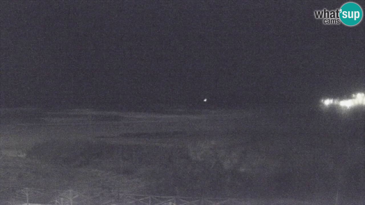 Web kamera Torre dei Corsari – Pogled uživo na plažu s Punta Usai