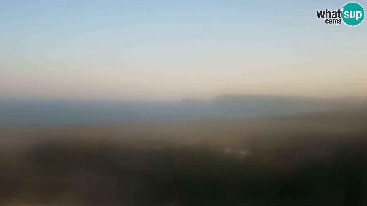 Spletna kamera Torre dei Corsari – Pogled v živo na plažo s Punta Usai