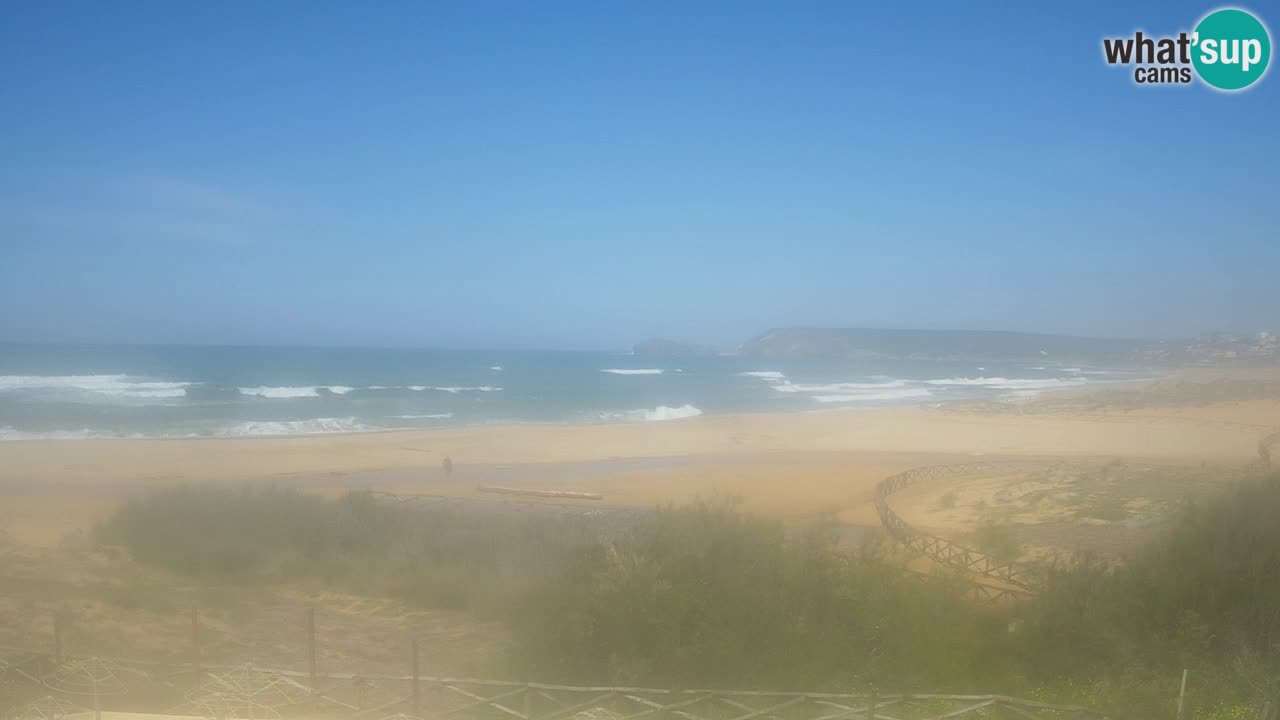 Spletna kamera Torre dei Corsari – Pogled v živo na plažo s Punta Usai
