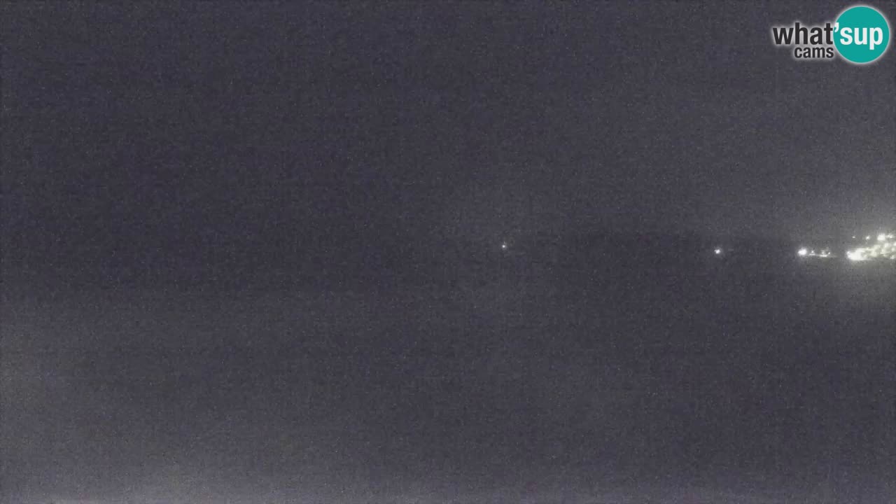 Spletna kamera Torre dei Corsari – Pogled v živo na plažo s Punta Usai