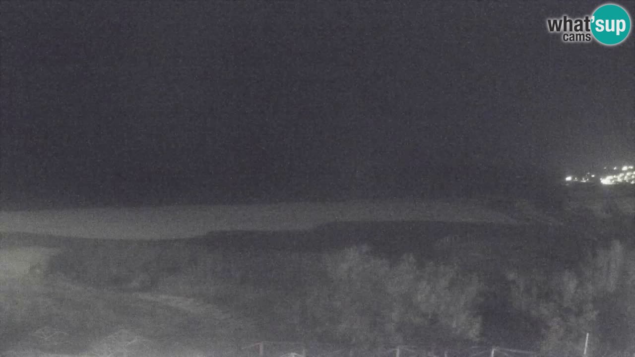 Web kamera Torre dei Corsari – Pogled uživo na plažu s Punta Usai