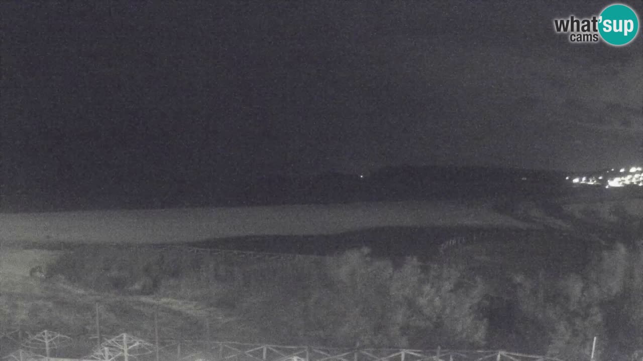 Spletna kamera Torre dei Corsari – Pogled v živo na plažo s Punta Usai