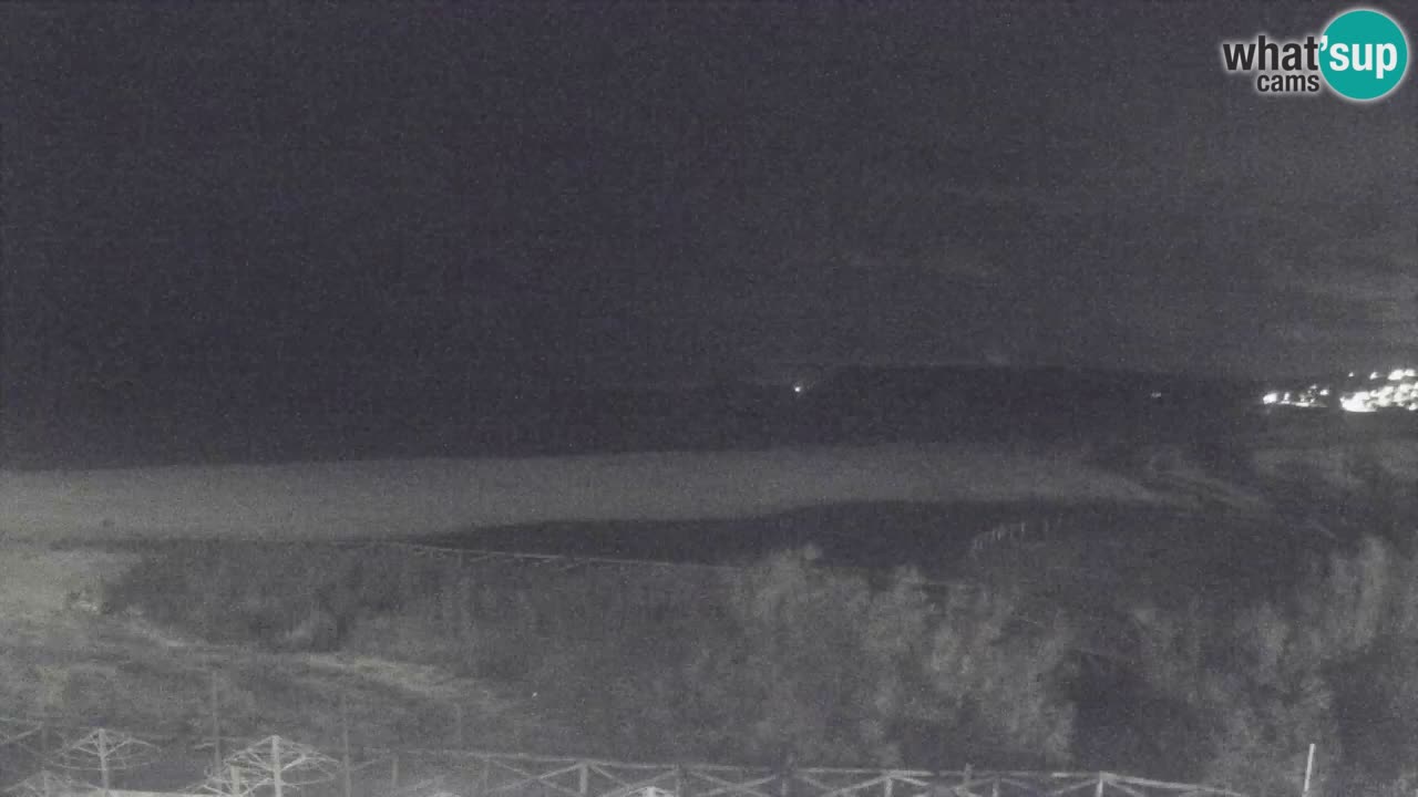 Web kamera Torre dei Corsari – Pogled uživo na plažu s Punta Usai