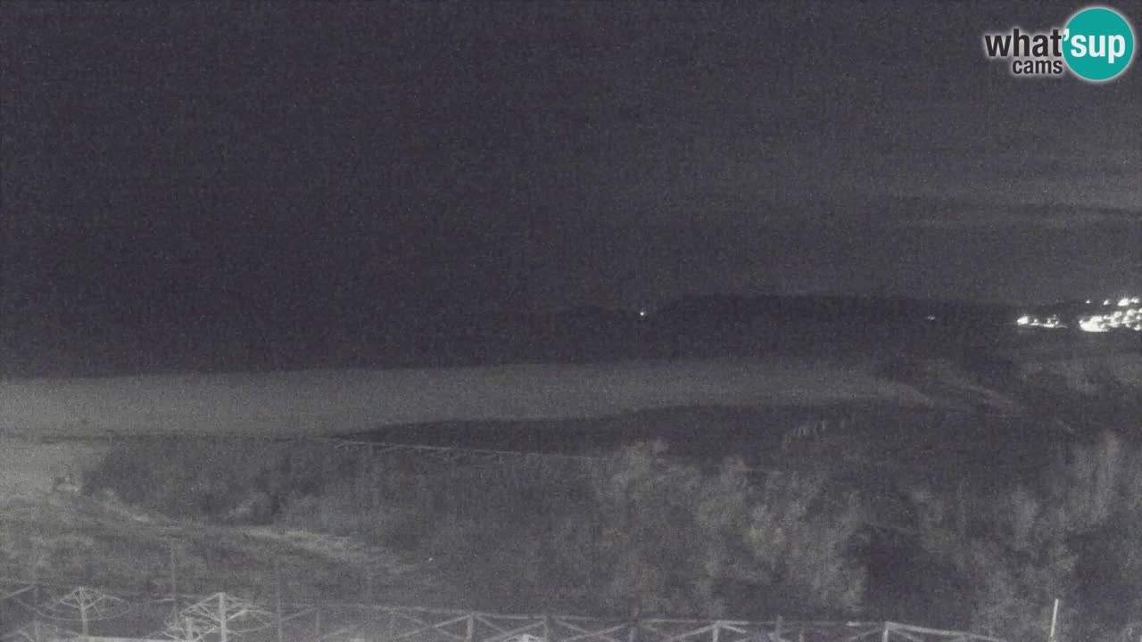 Spletna kamera Torre dei Corsari – Pogled v živo na plažo s Punta Usai