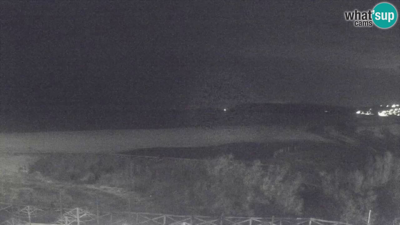 Spletna kamera Torre dei Corsari – Pogled v živo na plažo s Punta Usai